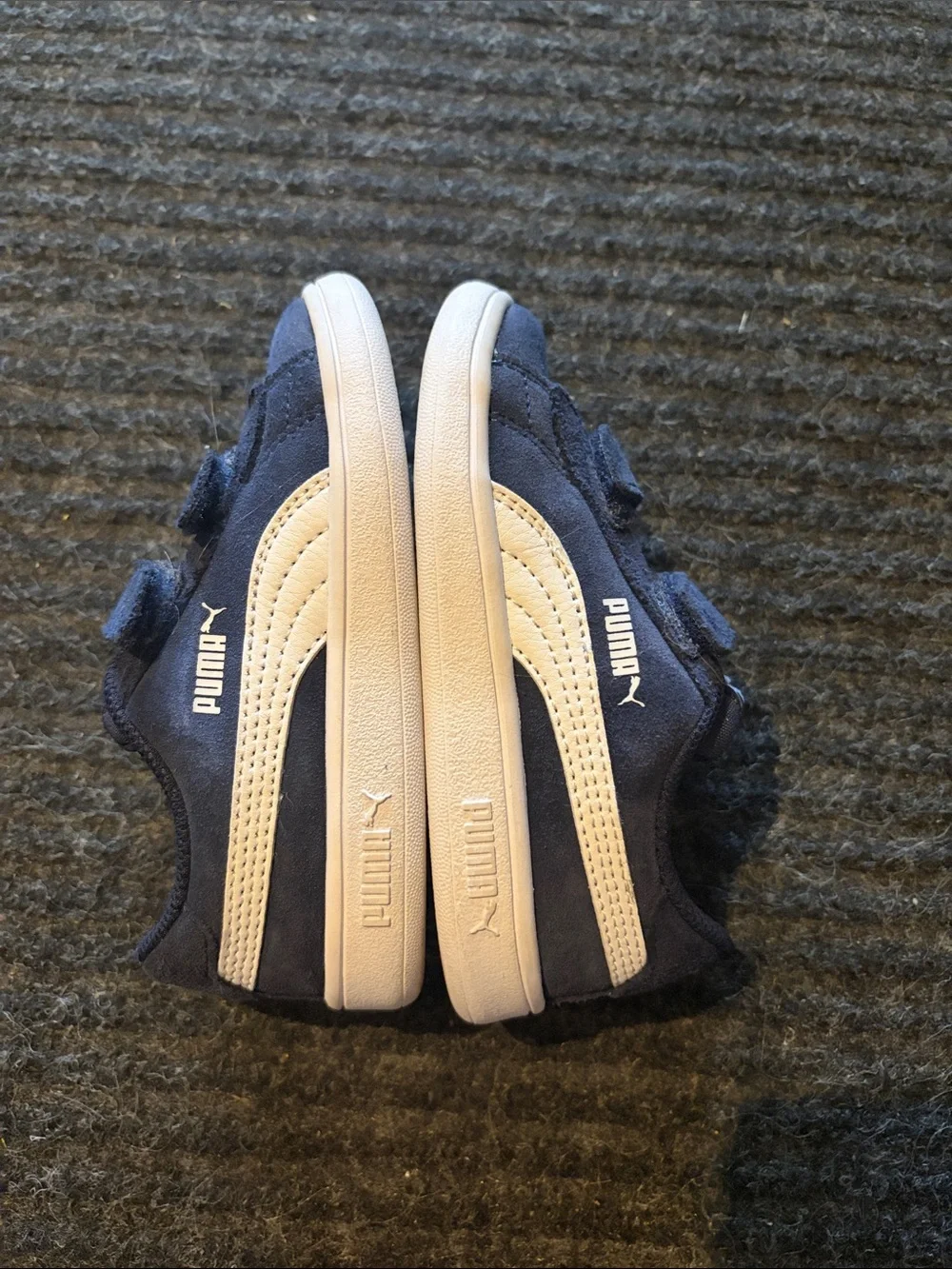 Puma Kids Classic Suede Navy/White Velcro Sport Sneakers - Sz:8